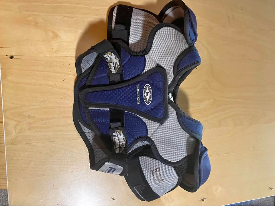 Youth Hockey Shoulder Pads