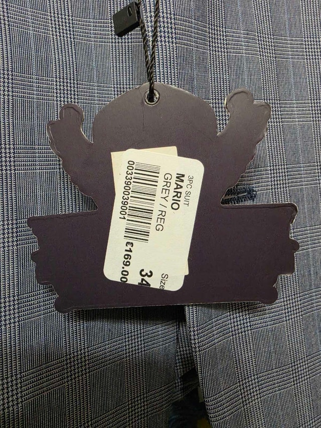 New Thomson & Richards 3 Piece Suit- Size 34 - photo 3