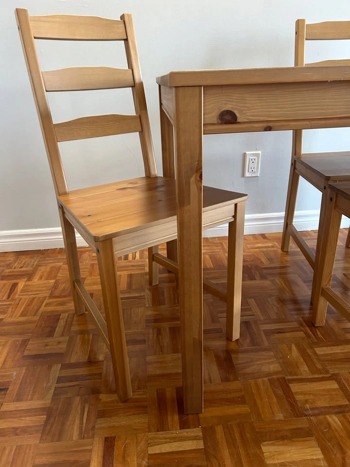 IKEA Kitchen Table + 4 Chairs (Antique Pine) - photo 2