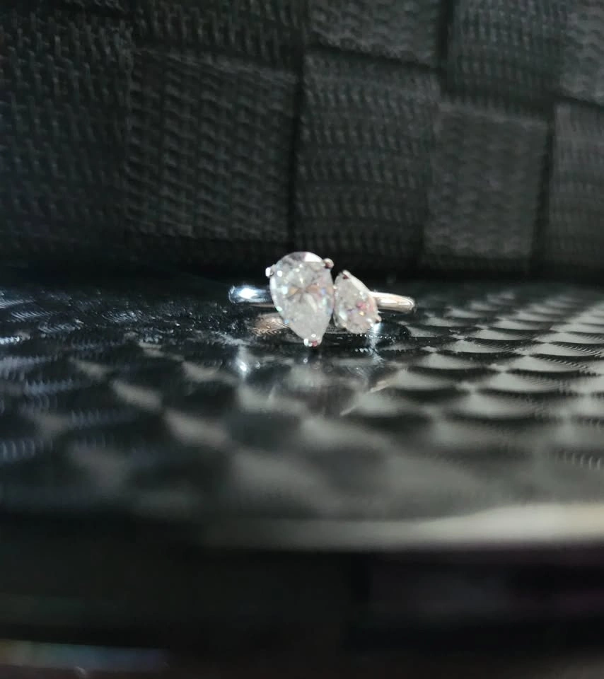 Toi et Moi Pear Cut Moissanite Size 8 Ring - photo 3