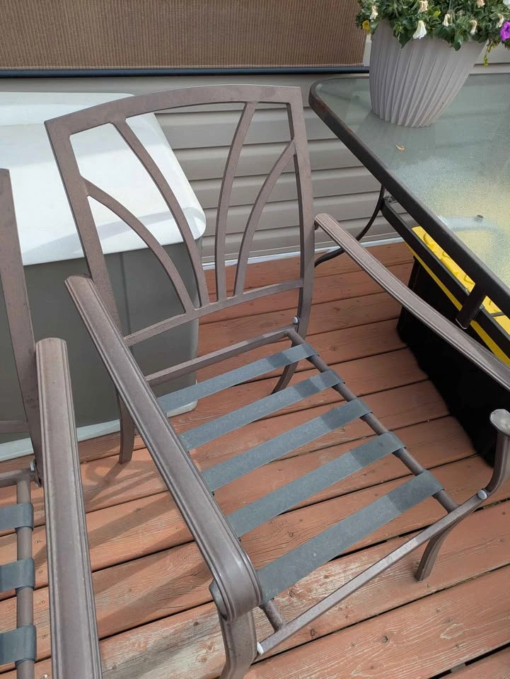 Outdoor table and chairs! - photo 2