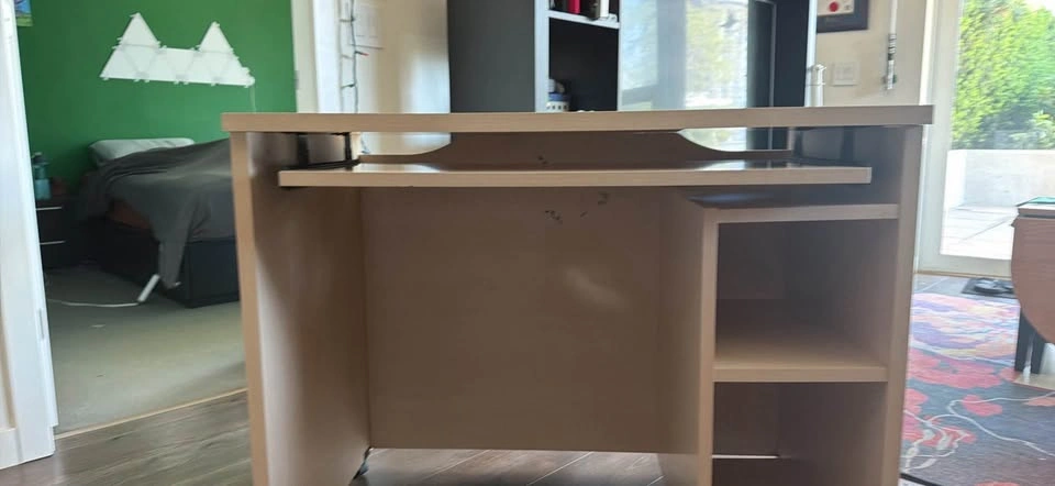Free desk - photo 4