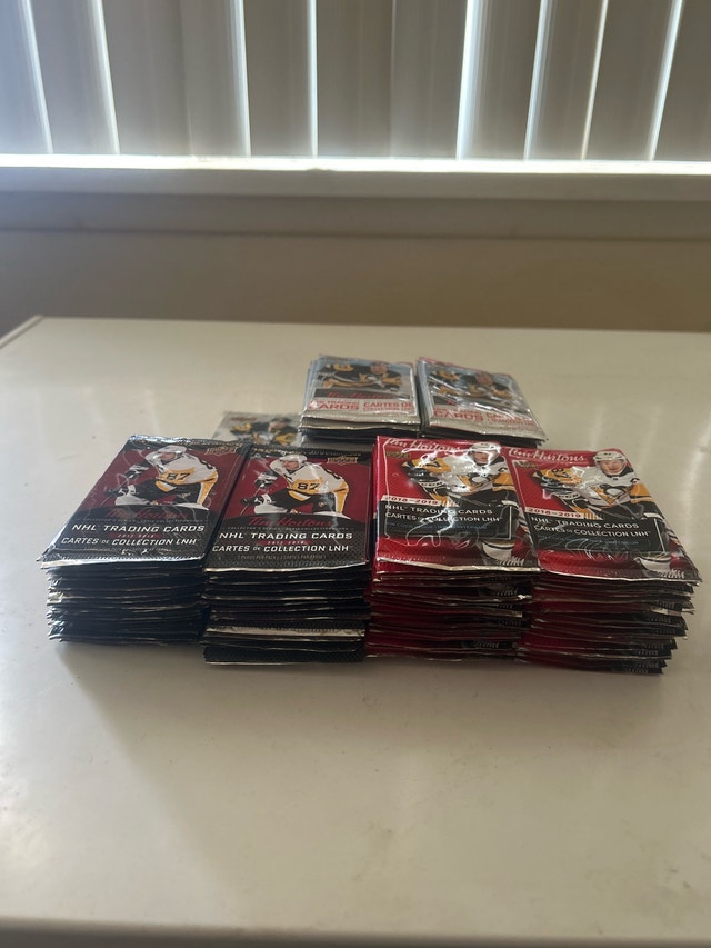 LOT OF 142 COLLECTORS SERIES TIM HORTONS CARDS SEALED - photo 2