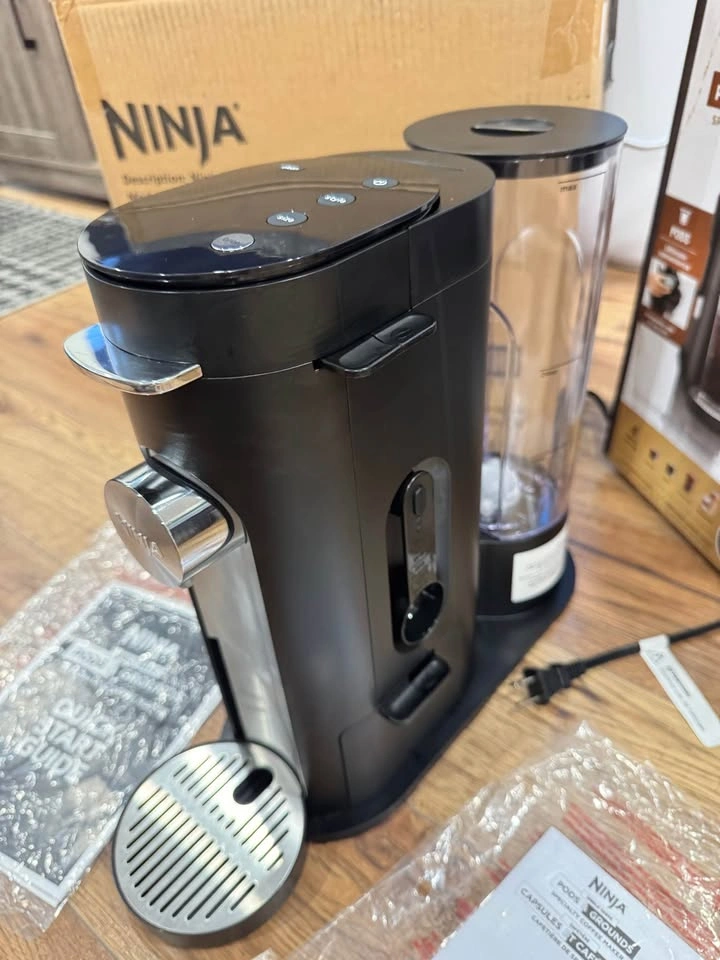 Ninja Coffee Maker with Milk Frother (Black) - photo 4