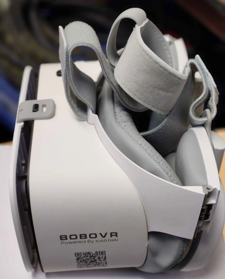 Virtual Reality Headset for Phones - photo 3