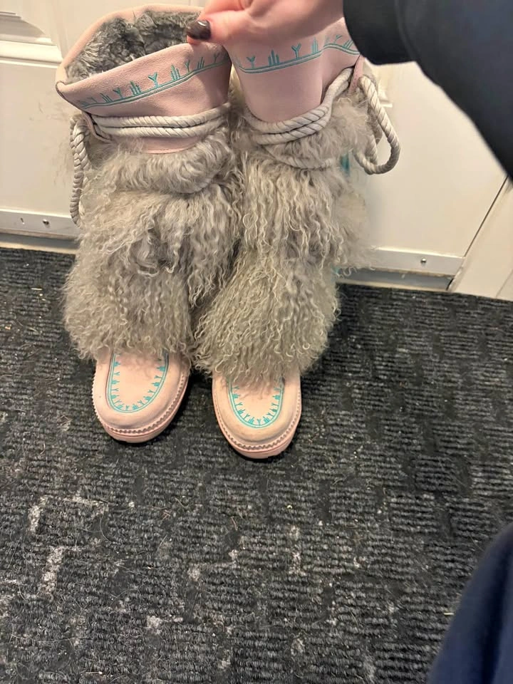 Manitoba Mukluks