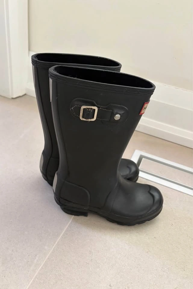 Kids Hunter Black Rain Boots size 12 - photo 2