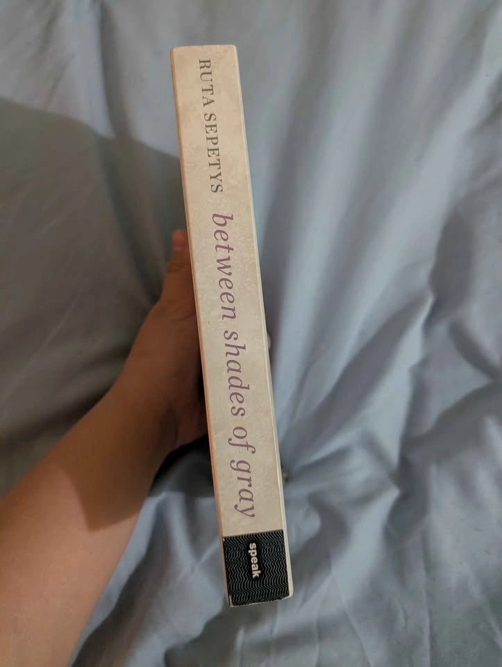 Between Shades of Gray book by Ruta Sepetys - photo 3