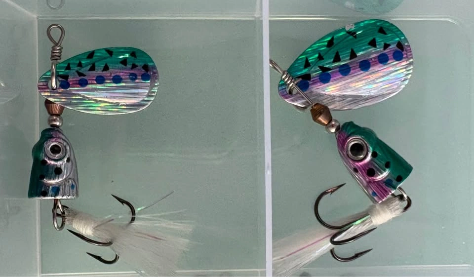 Fishing Lure Lot: ChatterBait, Crankbait, Spoons, Frog, Grub, Le - photo 5