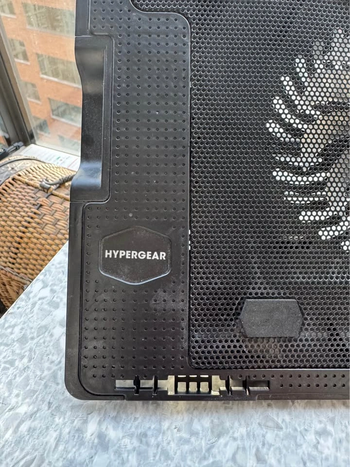HyperGear Laptop Cooling Stand - photo 2