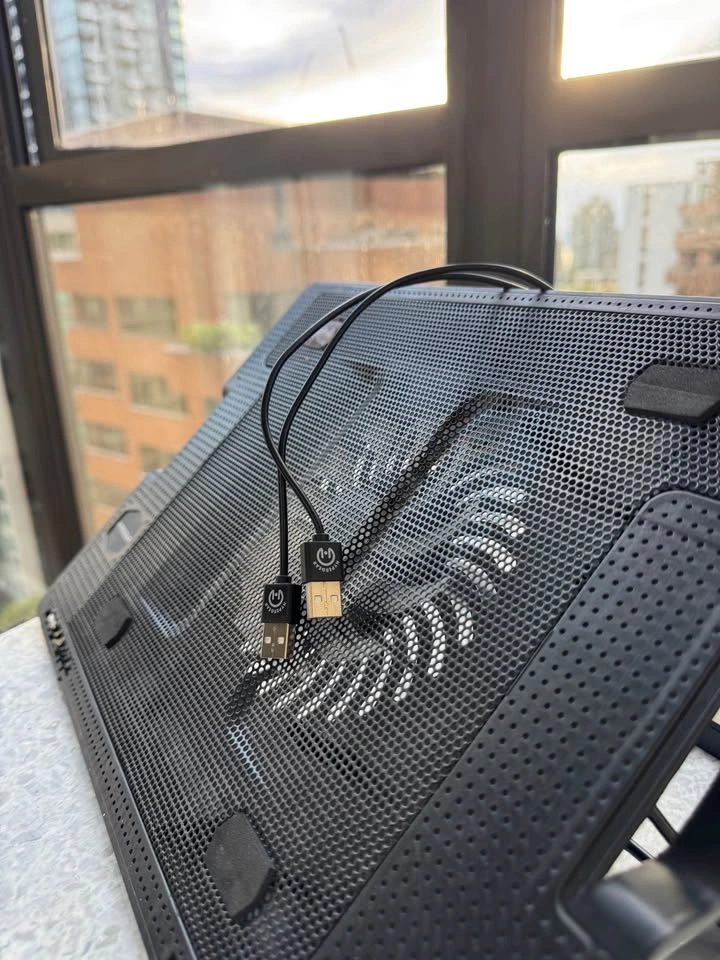 HyperGear Laptop Cooling Stand - photo 4