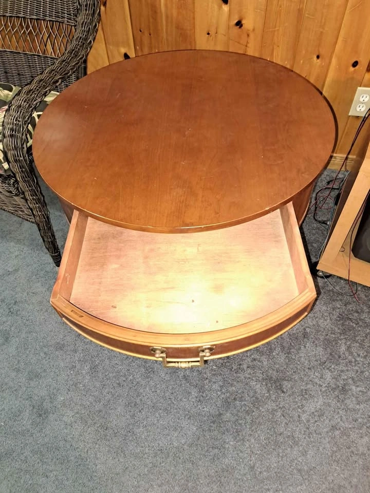 Antique Table - photo 3