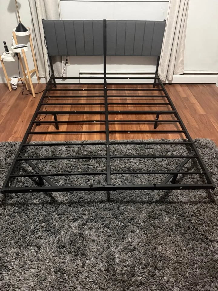 Large dark grey shag rug - photo 2