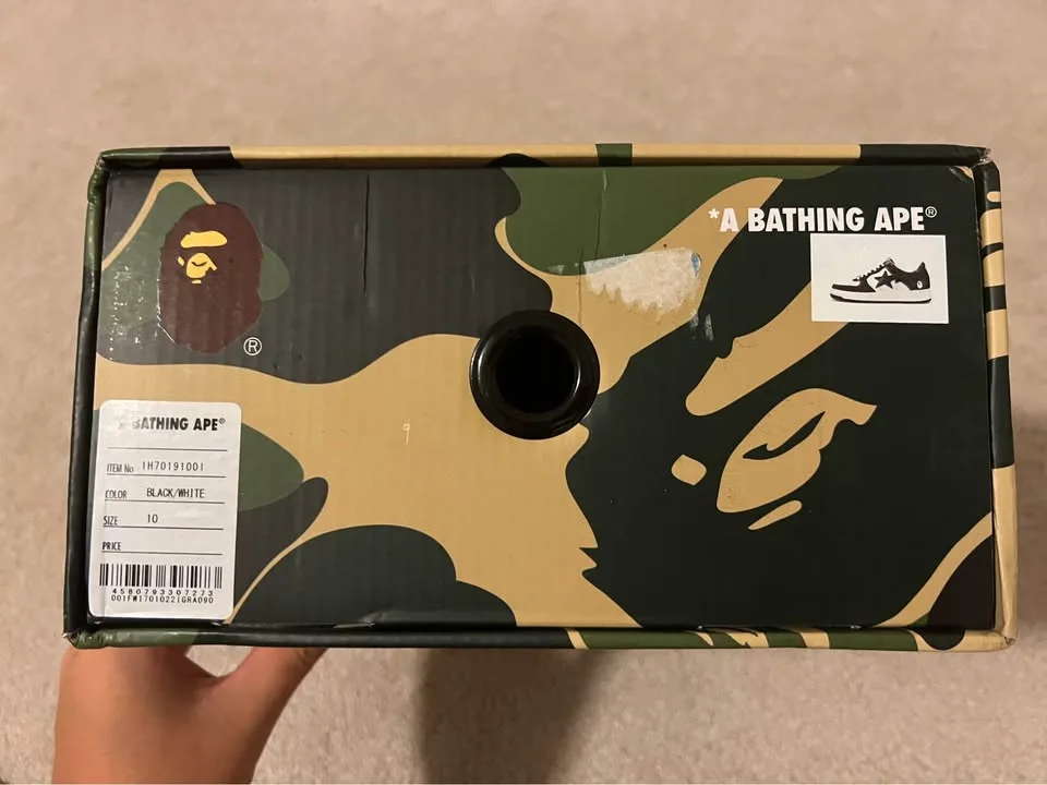 Black Bapestas size 10 image indicator(5)