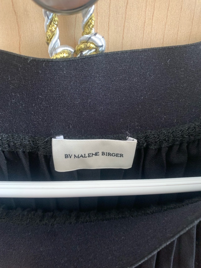 S By Malene Birger Classic Black Pleated Midi Skirt - photo 3