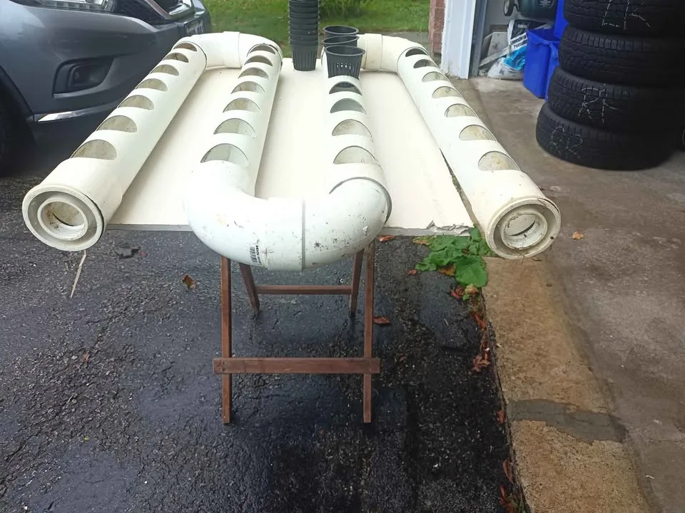 Bed for aquaponic/ hydroponic system image indicator(3)