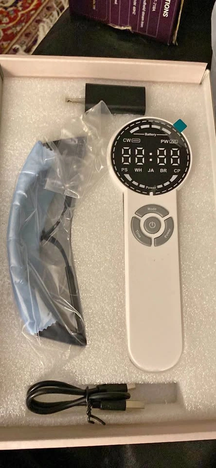 Handheld Red Light Therapy Device