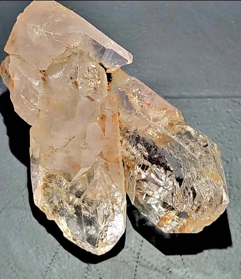 Rare Twin Quartz Enhydro – Blue UV Fluorescence
