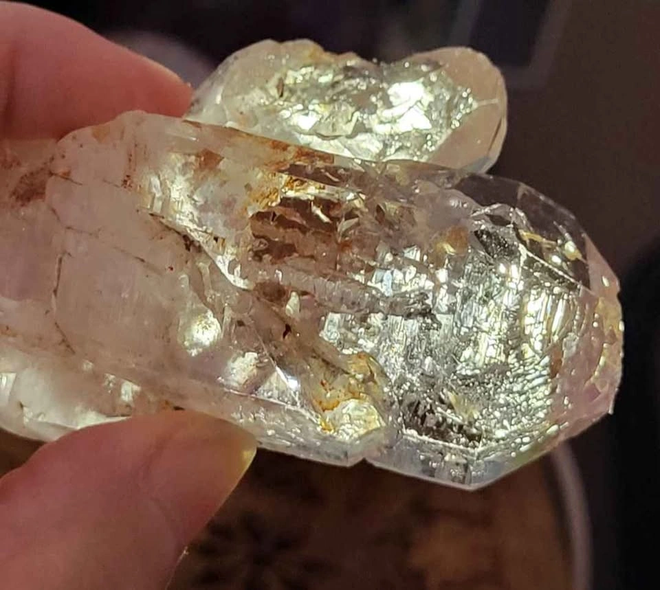 Rare Twin Quartz Enhydro – Blue UV Fluorescence - photo 5