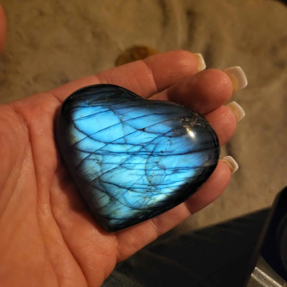 Gorgeous Blue Flash Labradorite Heart - photo 2