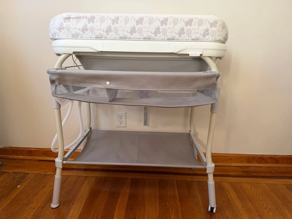 2 in 1 Baby Bathtub with Changing Table - photo 3