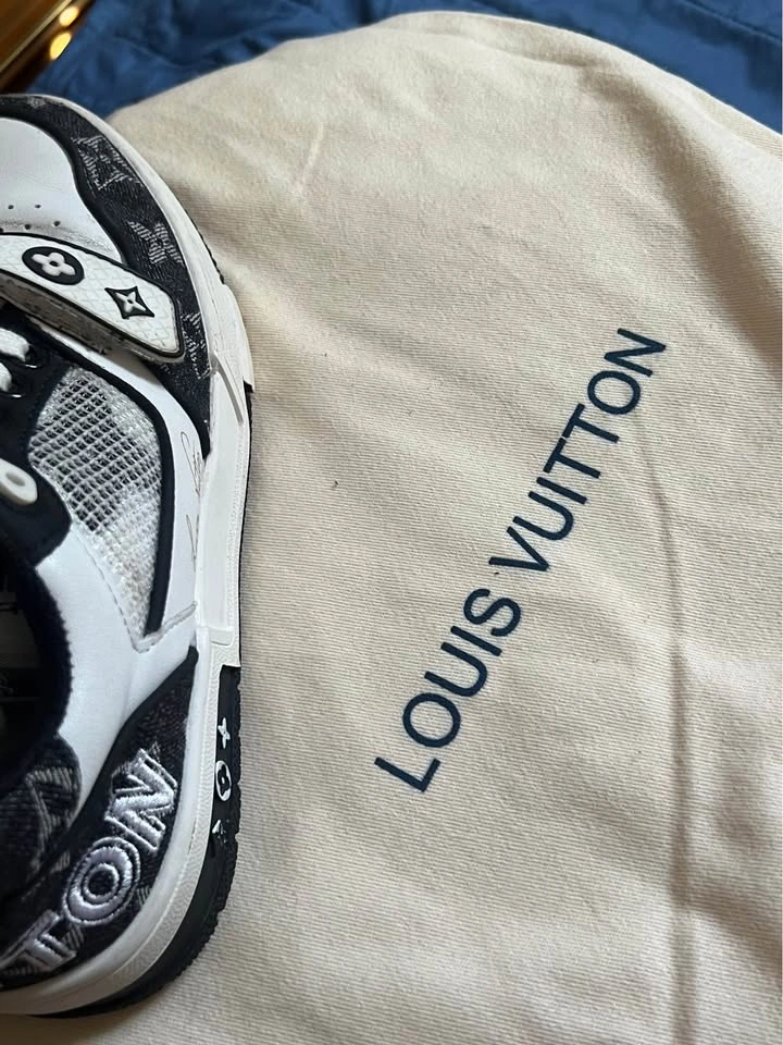 Size 6 LV Trainer Sneakers - photo 5