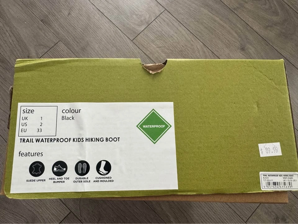 Kids waterproof hiking boots (Size 2) - photo 3
