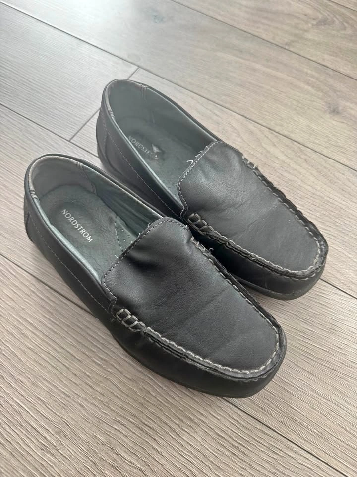 Boys Dress Shoes - Size 1
