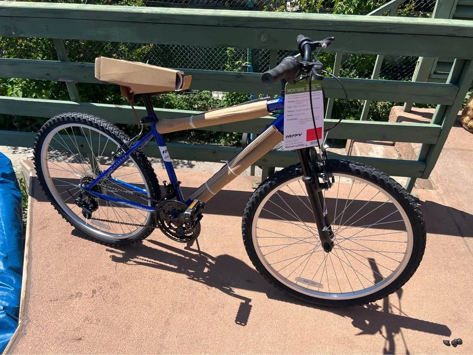 Huffy Rock Creek 26" 18 Speed Mountain Bike - New, Assembled - photo 2