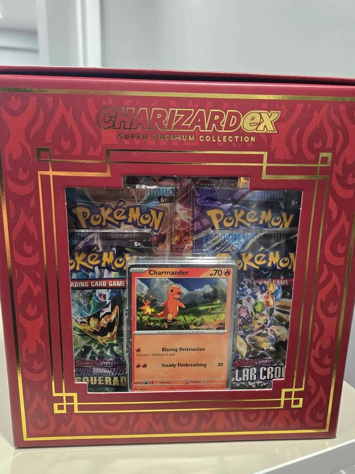 Charizard EX Super Premium Collection - photo 3