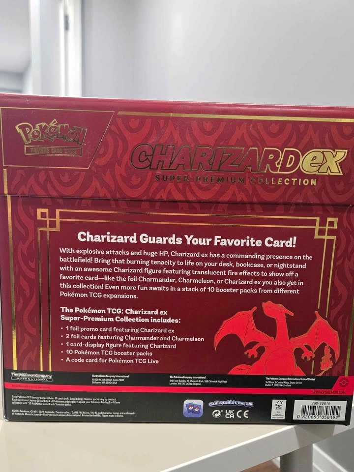 Charizard EX Super Premium Collection - photo 5