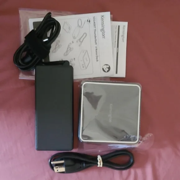 Kensington Thunderbolt 3 Nano Dock- SD2400T image indicator(8)