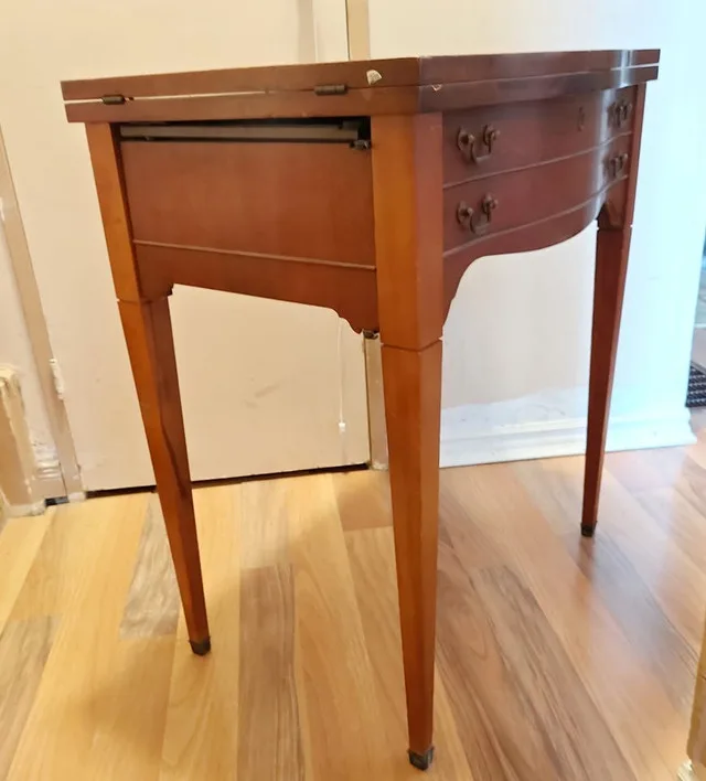 Working Antique Singer Sewing Machine image indicator(2)