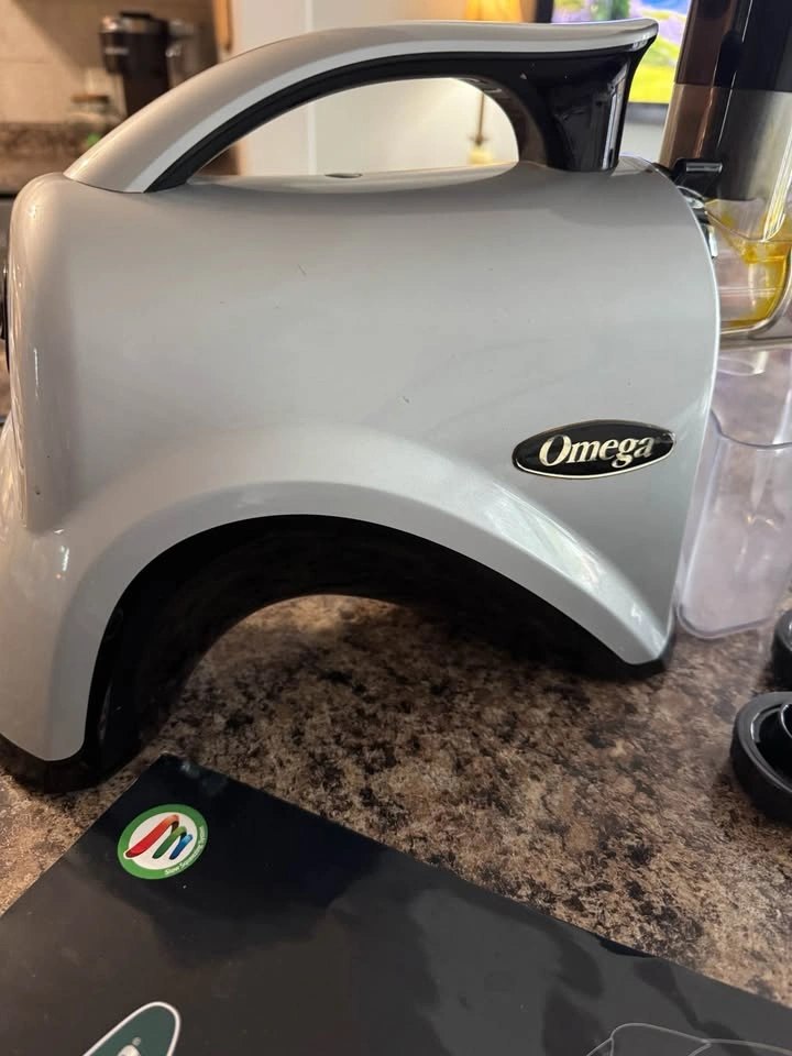 Omega Masticating Juicer NC800S - photo 2