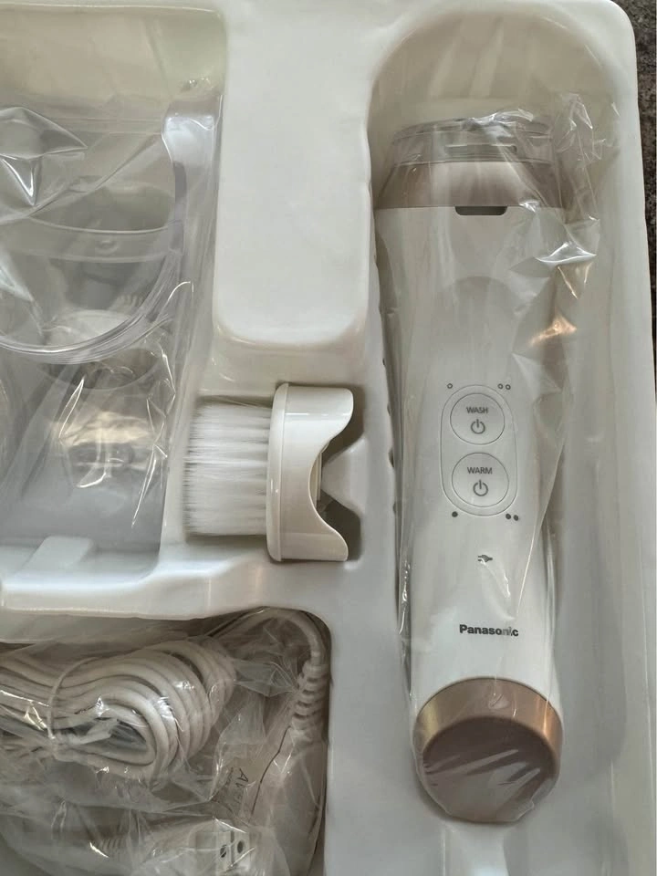 Panasonic Micro-Foaming Cleansing Device EH-XC10 - photo 3