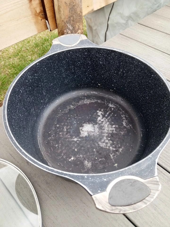 Pot with glass cap - photo 2