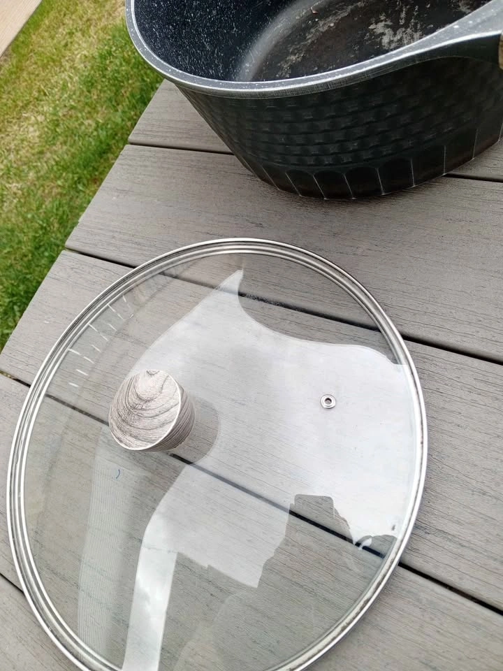 Pot with glass cap - photo 3
