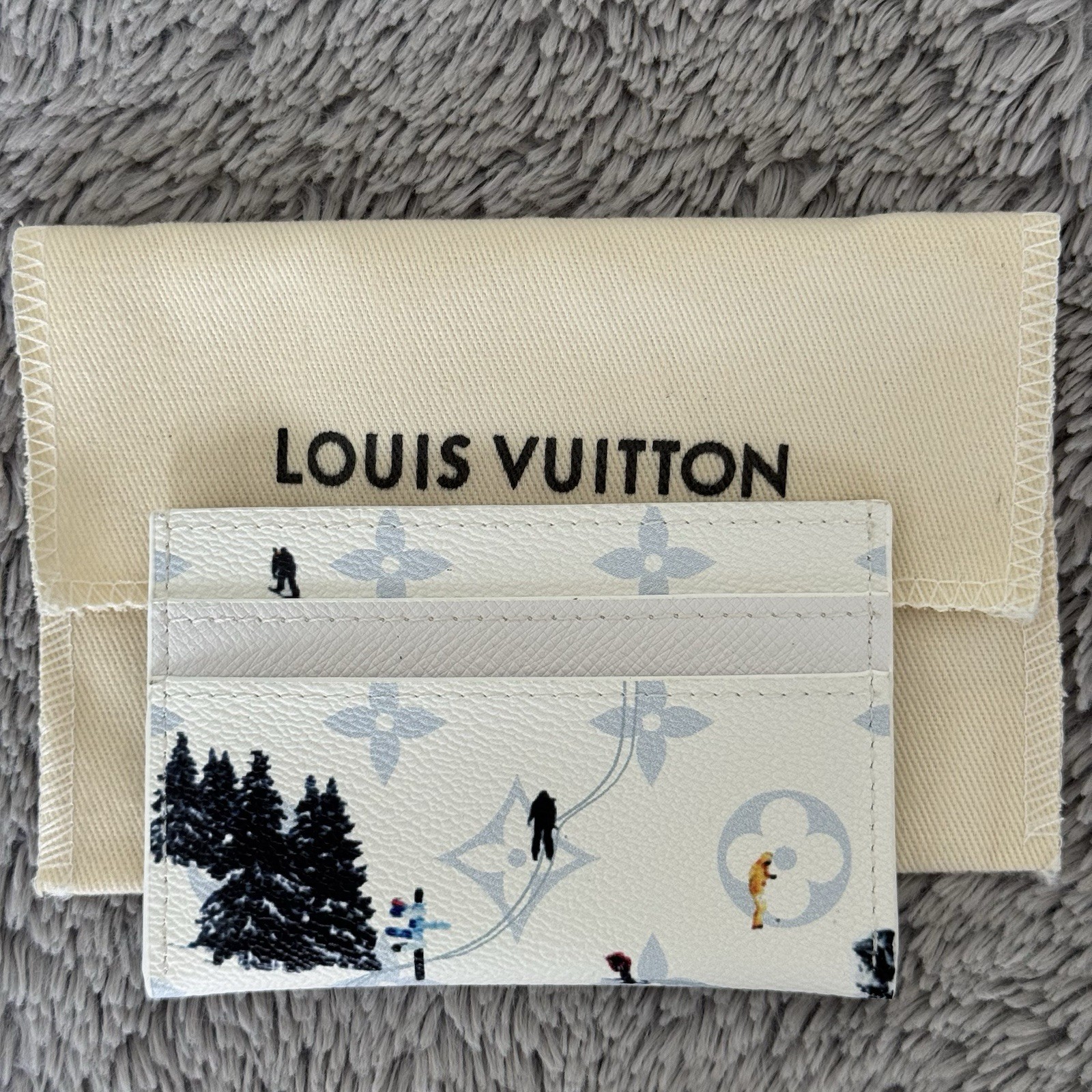 Louis Vuitton White Snow Ski Coated Canvas Double Cardholder For - photo 2
