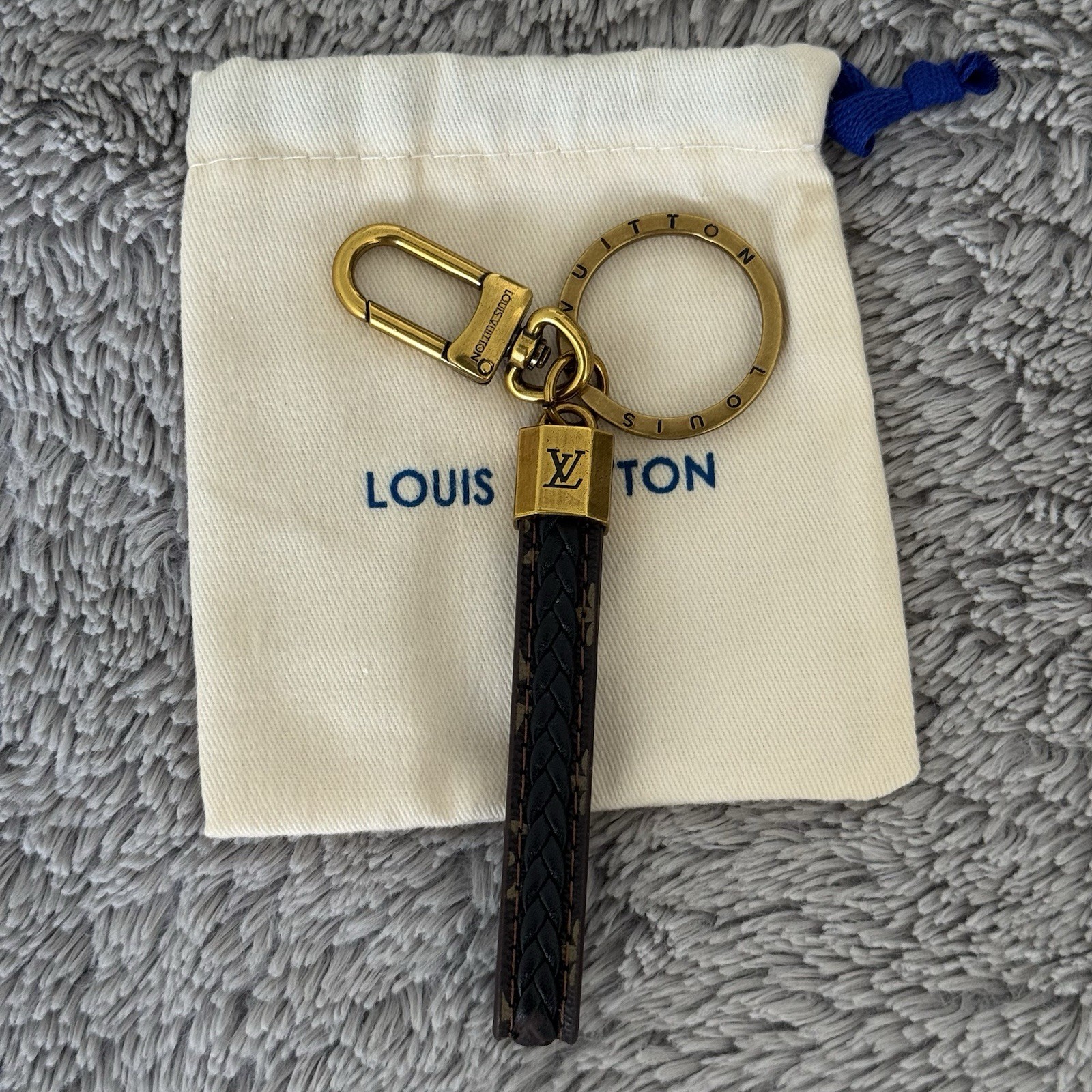 Black Leather Rope Keychain LV
