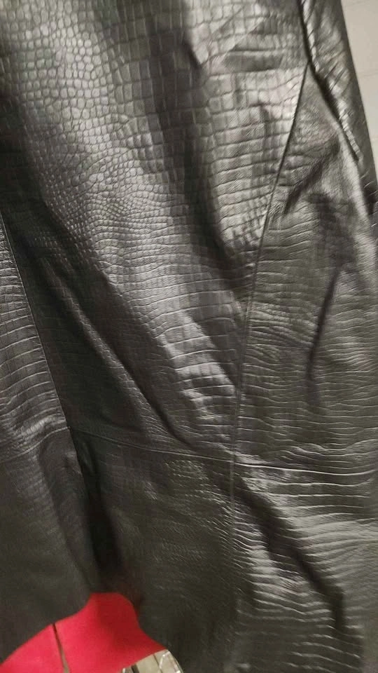 Genuine Leather Jacket - Size 18 - photo 5