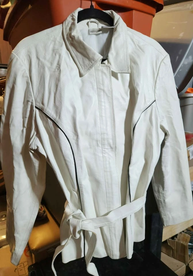 Vintage Newport News White Leather Jacket - Size 16 - photo 5