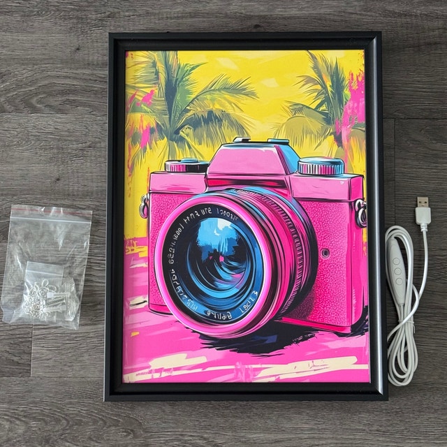LED Wall Light "Camera" - Retro Palm Tree Design - photo 2