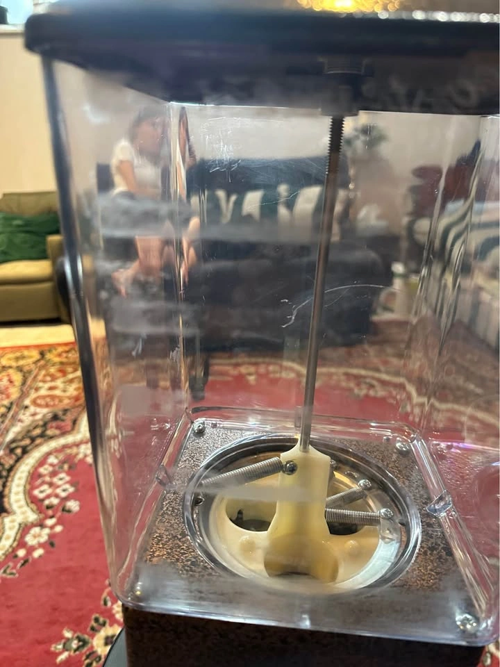 Northwestern Gumball Machine - Takes $2 Coins - photo 5