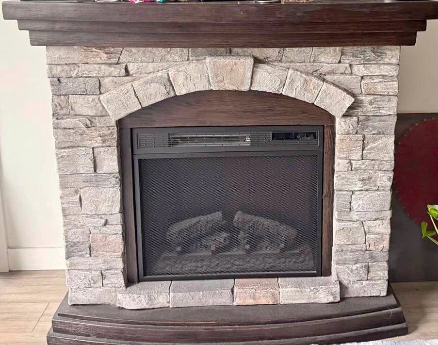 Electric Fireplace Mantel / TV Stand – Like New