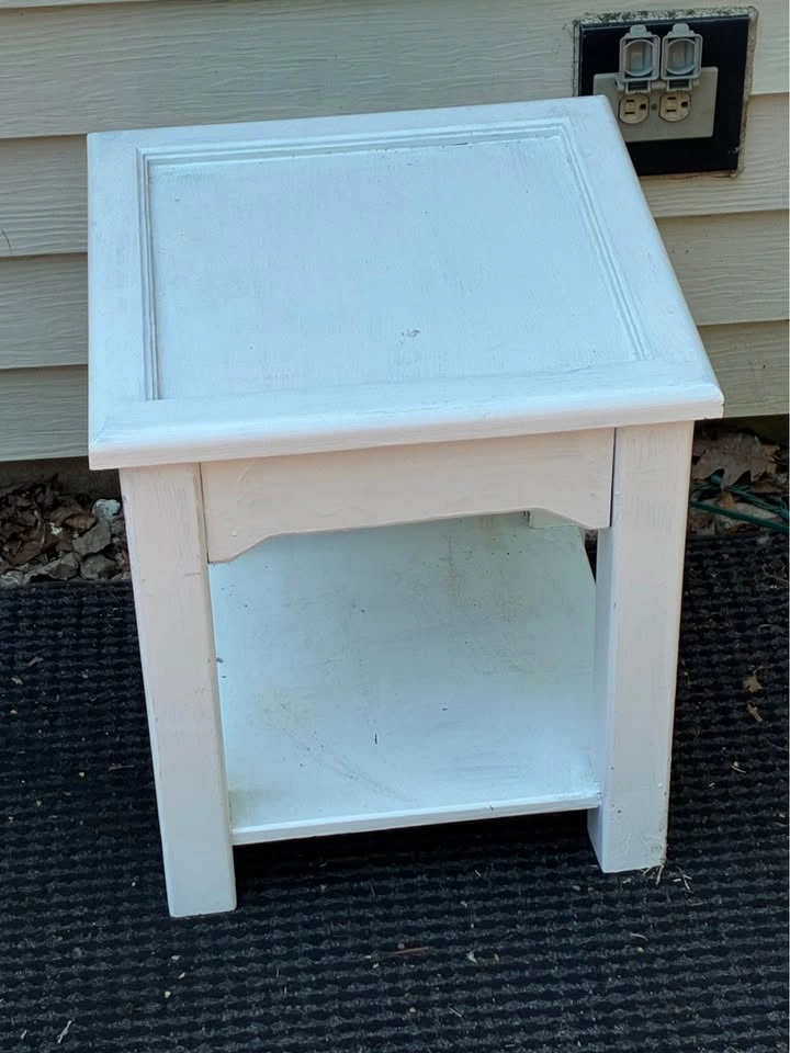 White end table - photo 2