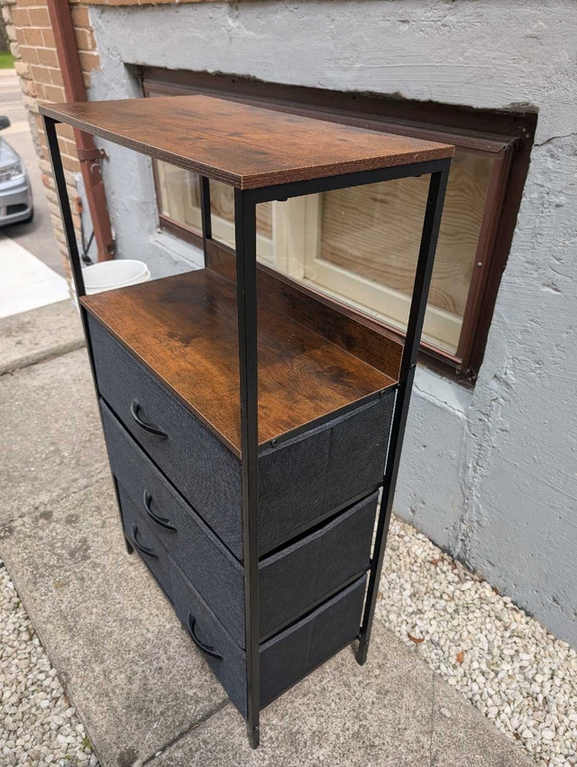 Storage Table
