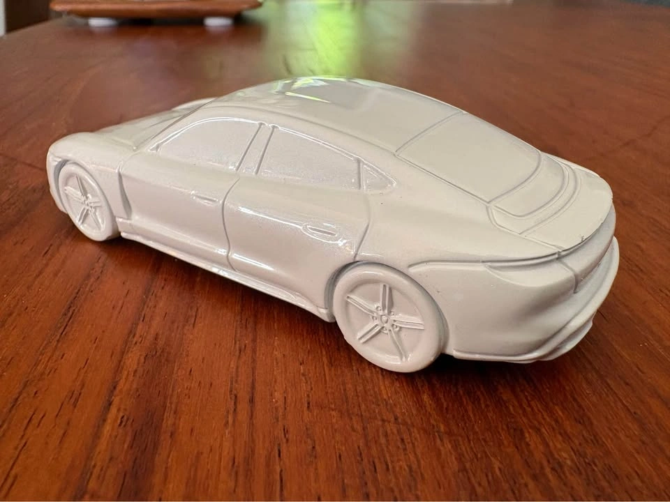 Official Porsche Taycan Limited Edition Promo Model - Rare White - photo 4