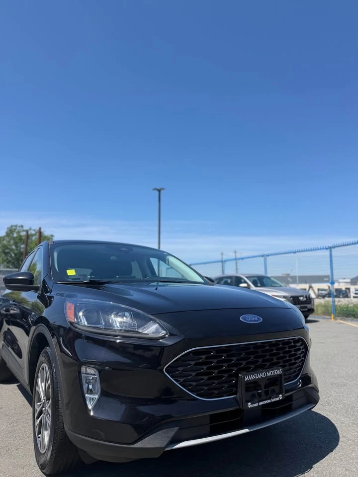 2022 Ford Escape Plug-in Hybrid - photo 2