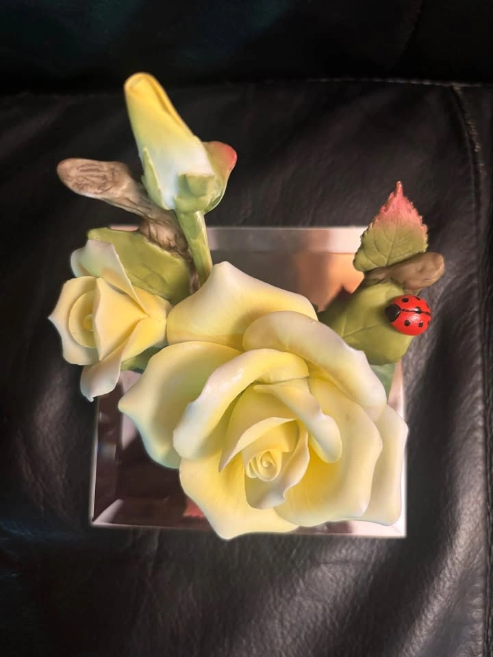 Vintage Lefton White Rose & Ladybug Figurine #04271 1984 - photo 5