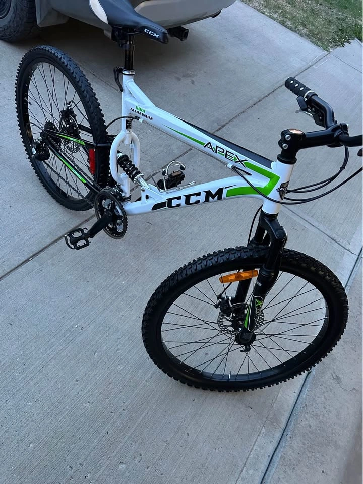 CCM Apex Mountain Bike - photo 2